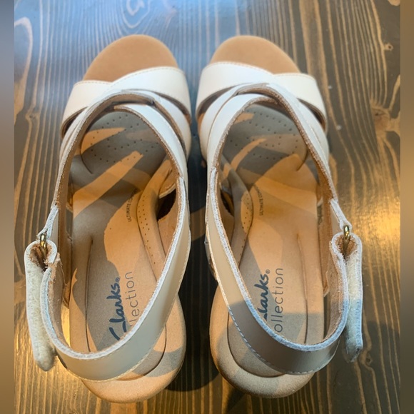 Clarks like new Women's Giselle Beach Wedge Sandal white leather 9 3” heel - Picture 5 of 13